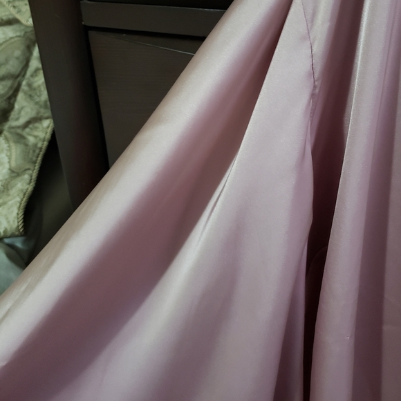 One shoulder top - Picture 2 of 9